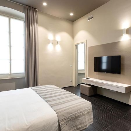 Salina Luxury Suites Parma Exterior foto